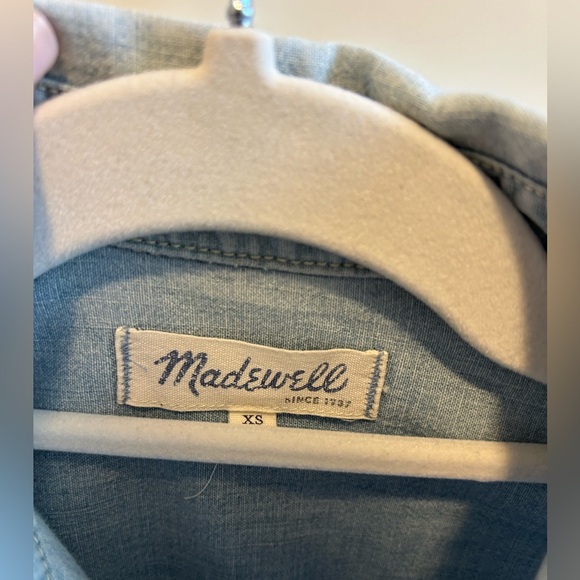 Madewell Chambray Button Down Size XS - Picture 4 of 7